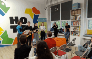 Від хат-читалень до «медіатеки громади» як оновити простір Просвіти